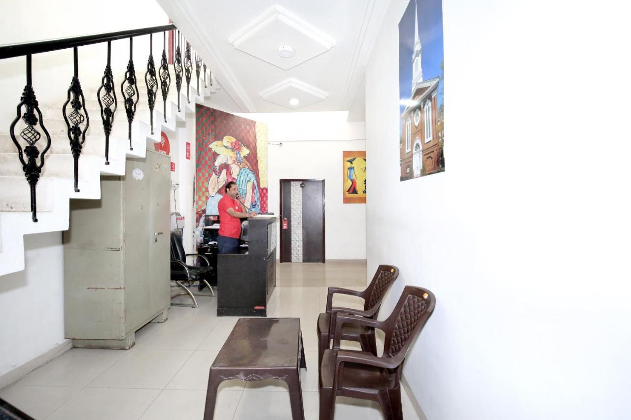 Oyo 8105 Royale Guest House Ludhiana Exterior photo