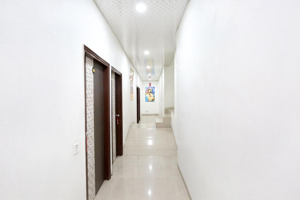 Oyo 8105 Royale Guest House Ludhiana Exterior photo